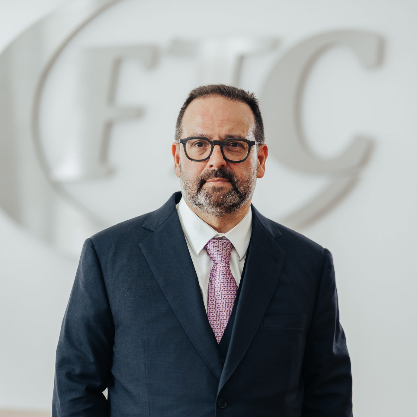 Das Bild zeigt Eduard Pomeranz. Gründer und CIO von FTC Capital